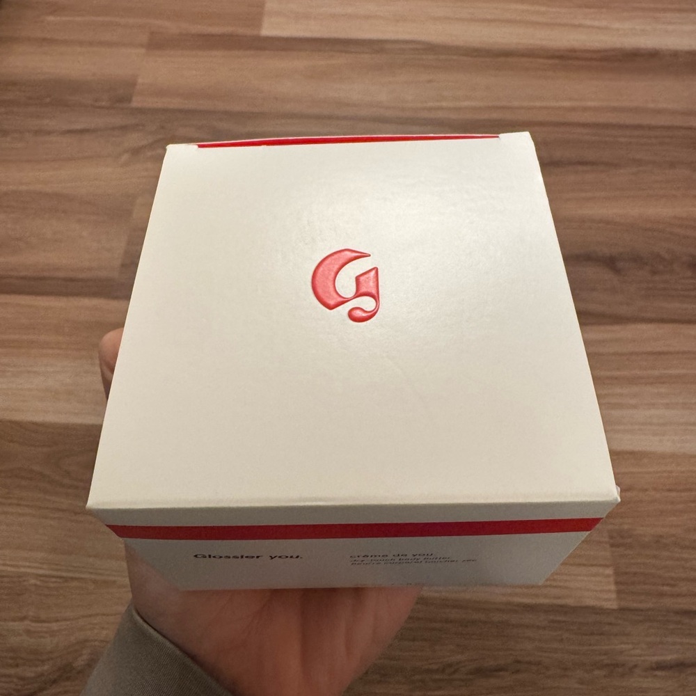 Glossier Crème de you body butter - Picture 3 of 5